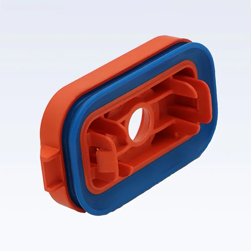Sovrastampaggio di parti in plastica in gomma siliconica liquida